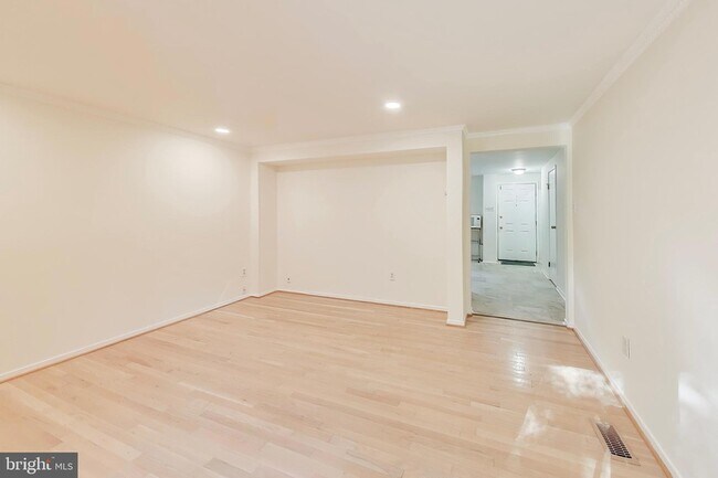Foto del edificio - 8932 Barrowgate Ct