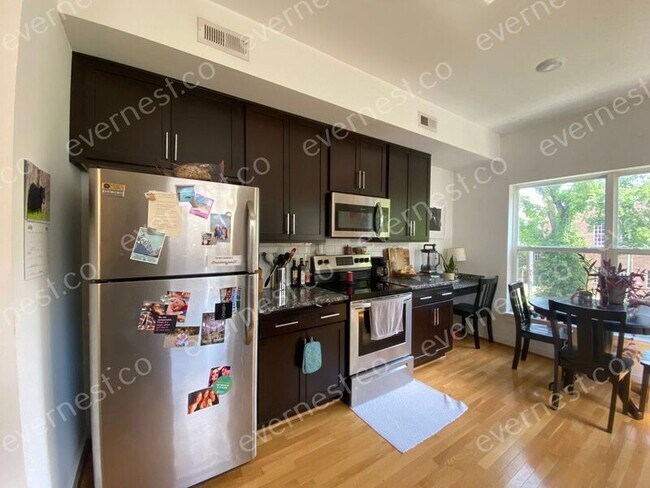 Foto del edificio - 1422 Porter St