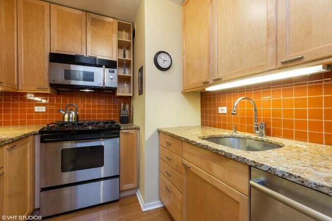 Foto del edificio - 247 E Chestnut St