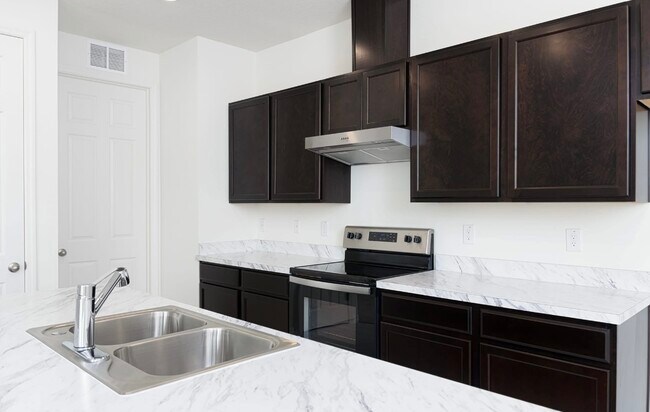 Foto del edificio - 2789 89th St Cir E