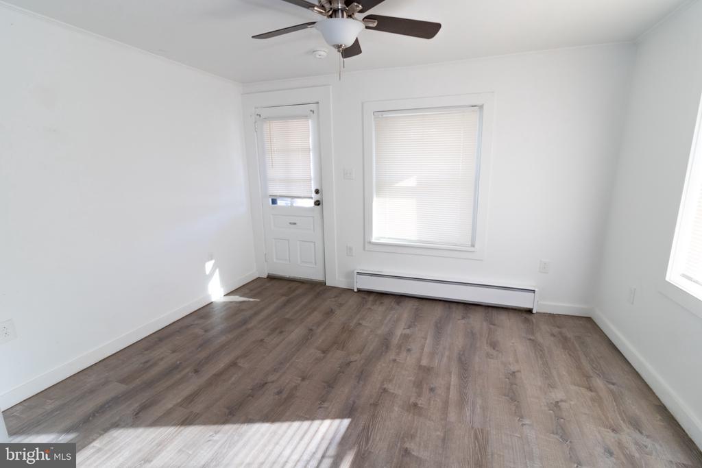 Foto principal - 109 Jefferson Ave