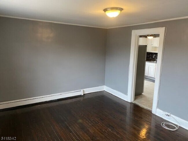 Foto del edificio - 66 Cedar Ave