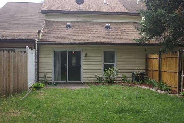 Building Photo - 4 Whispering Pines Rd