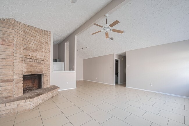 Foto del edificio - 19946 Stoney Haven Dr