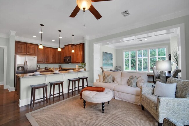 Foto del edificio - 165 W Bay St