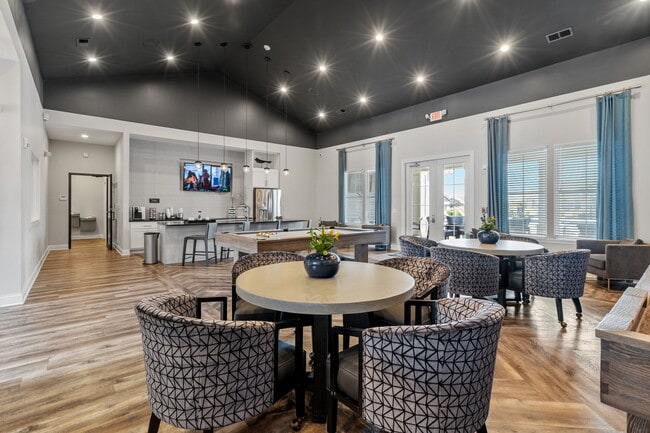 Building Photo - The Avery Apartment Homes