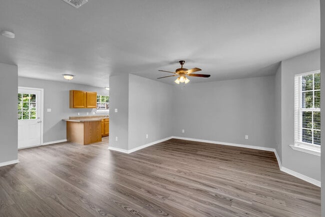 Foto del edificio - 1997 Todd Cove