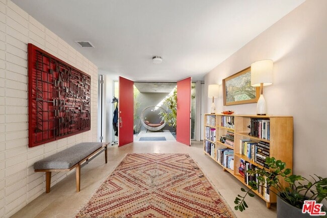 Foto del edificio - 3523 Beverly Ridge Dr