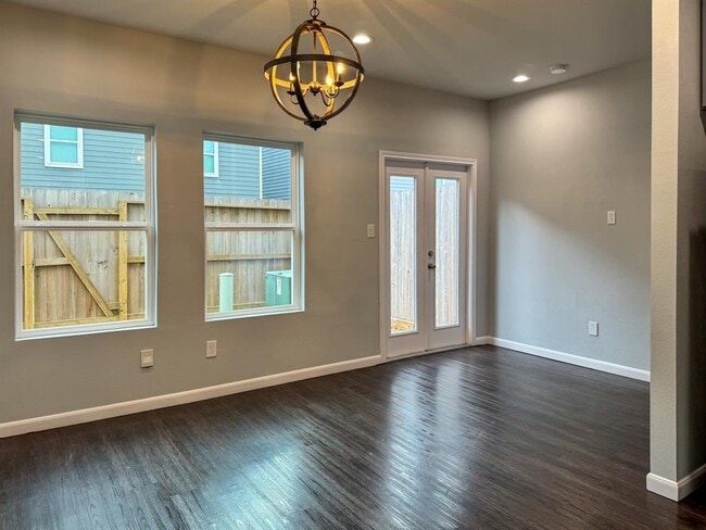 Building Photo - 4937 Ambient Dr