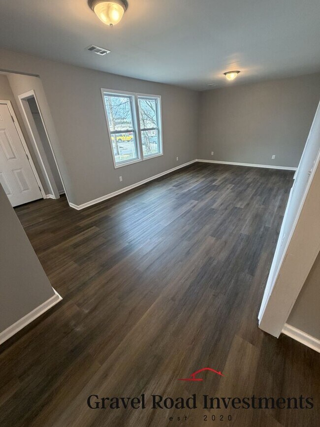 Foto del edificio - Beautifully Remodeled 4 Bedroom / 2 Bath Home – Move-In Ready!