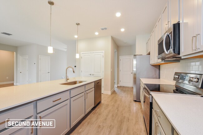 Building Photo - 44 White Feather Ln