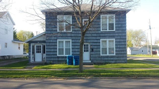 224.5 E University Ave - 224 E University Ave