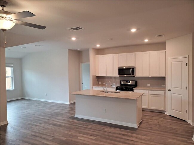 Building Photo - 11404 Copperstone Ave