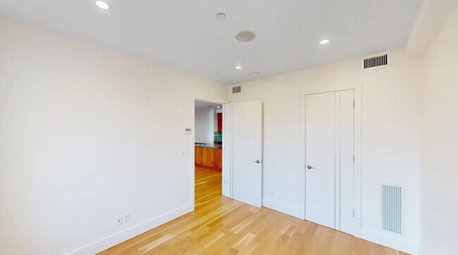 Foto del edificio - Limited Unit Available