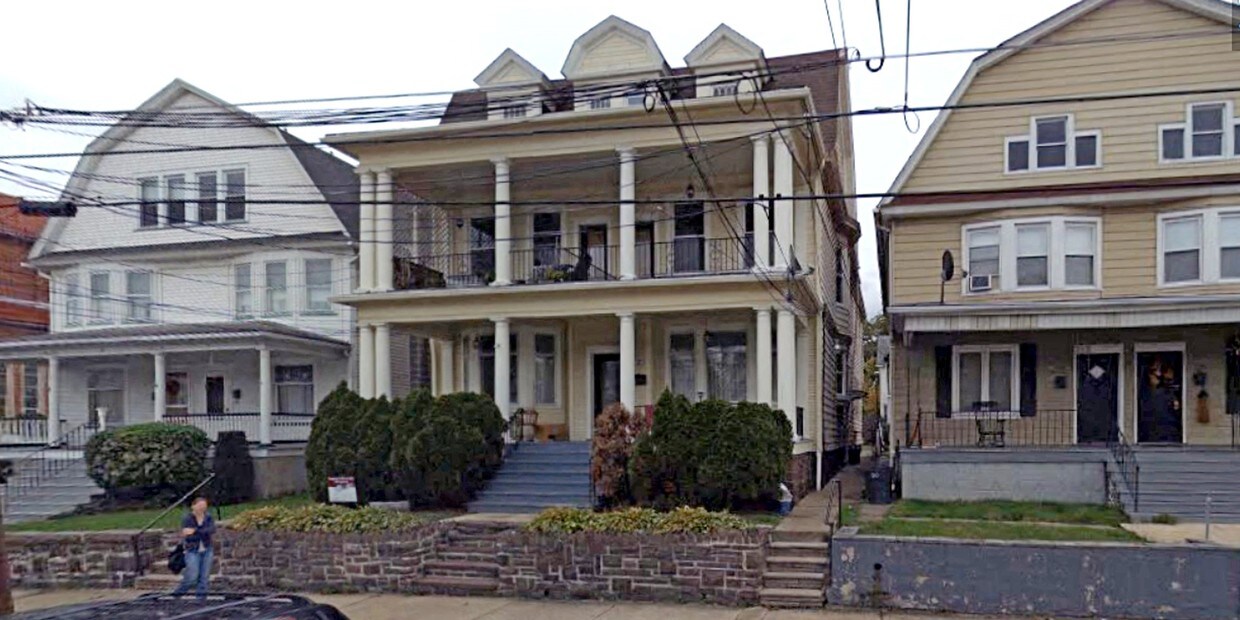 6Unit Apartment Building 2517IV Apartments in Wilkes Barre, PA