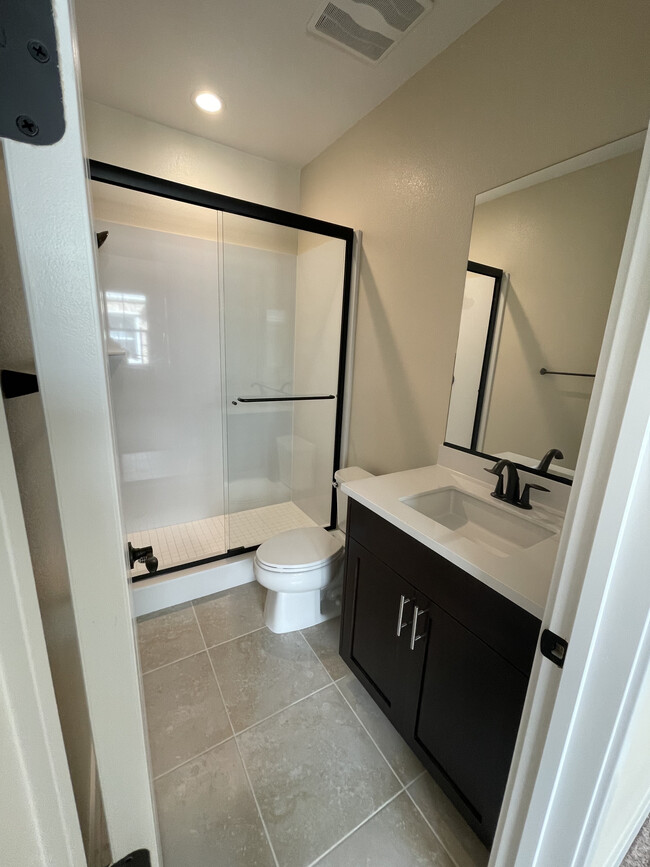 Building Photo - 37333 Suncrest St