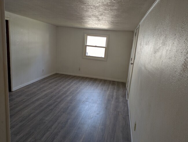 Foto del edificio - 215 Washington St