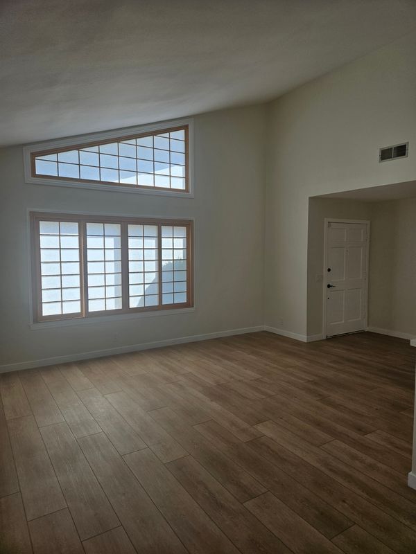 Foto del edificio - 6801 Glen Dr