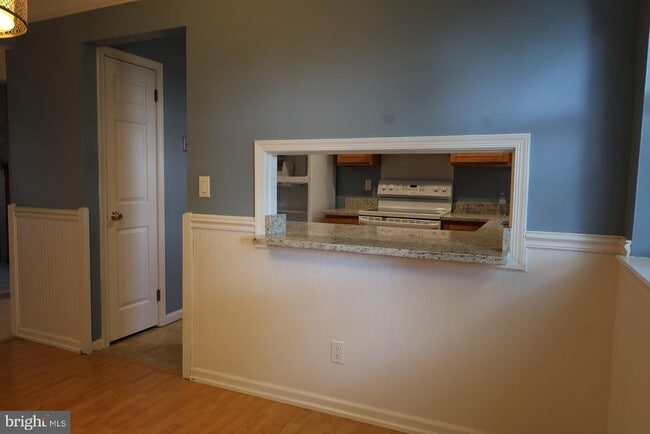 Building Photo - 14 Paladin Dr