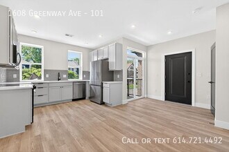 Building Photo - 1608 Greenway Ave