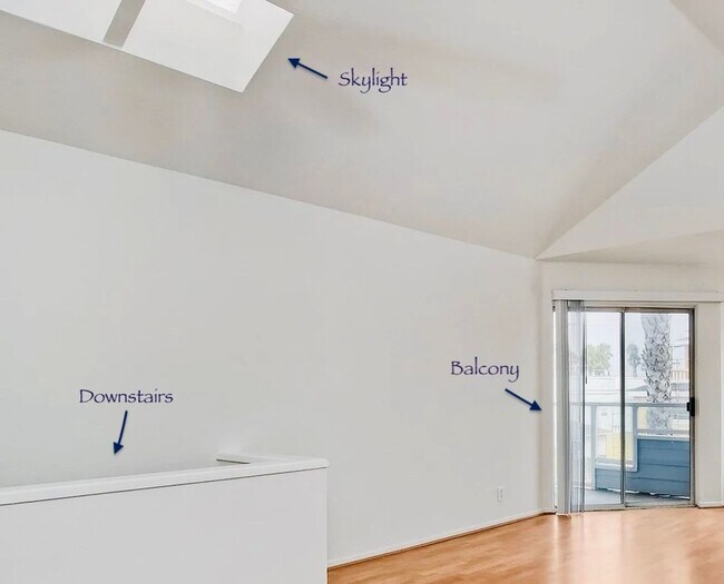 Foto del edificio - Cute 2 Bedroom Condo Steps Away from Endle...