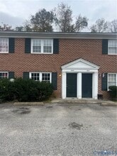 Building Photo - 3605 Prince George Dr