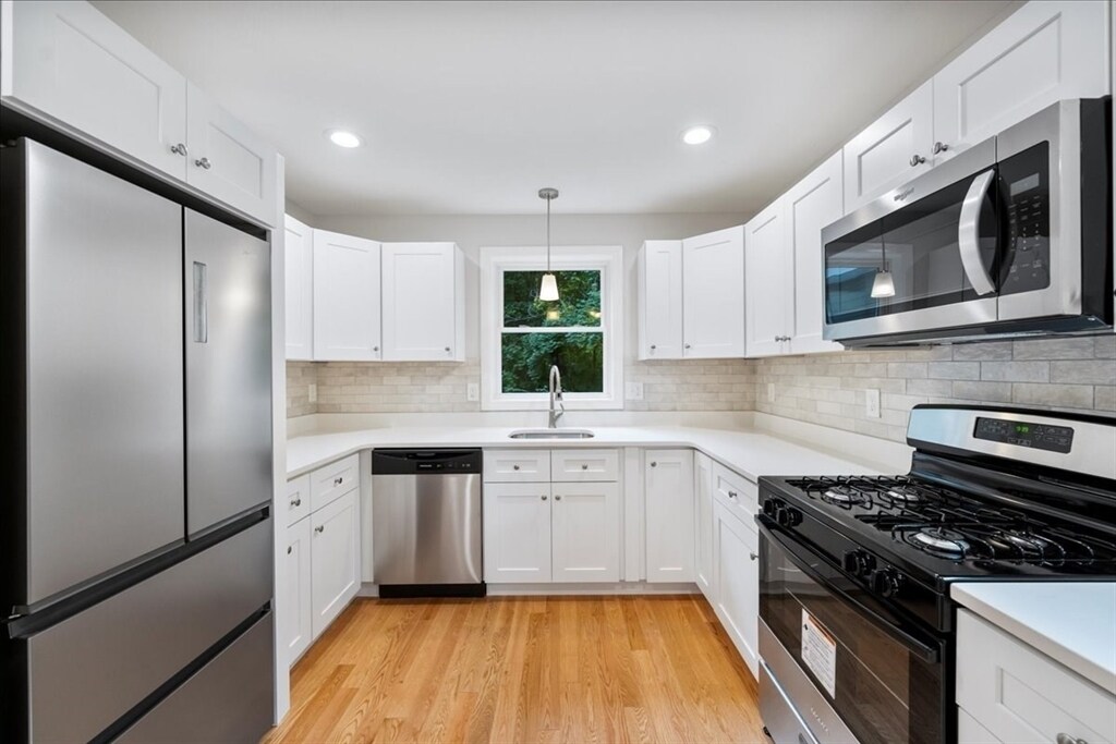 Foto principal - 66 N Main St