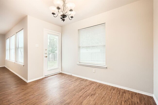 Building Photo - 11316 Canterbury Tales Ln