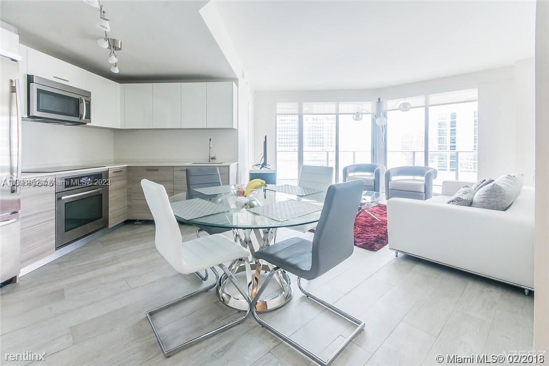 Foto principal - 2 br, 2.5 bath House - 1300 Brickell Bay D...