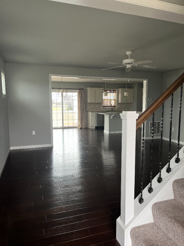 Building Photo - 102 Landover Ct