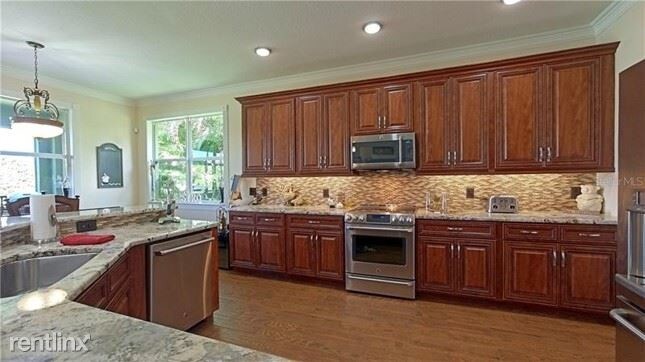 Building Photo - 5 br, 3 bath House - 5216 Lakehurst Ct