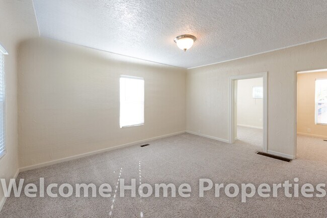 Foto del edificio - 309 SW 6th St