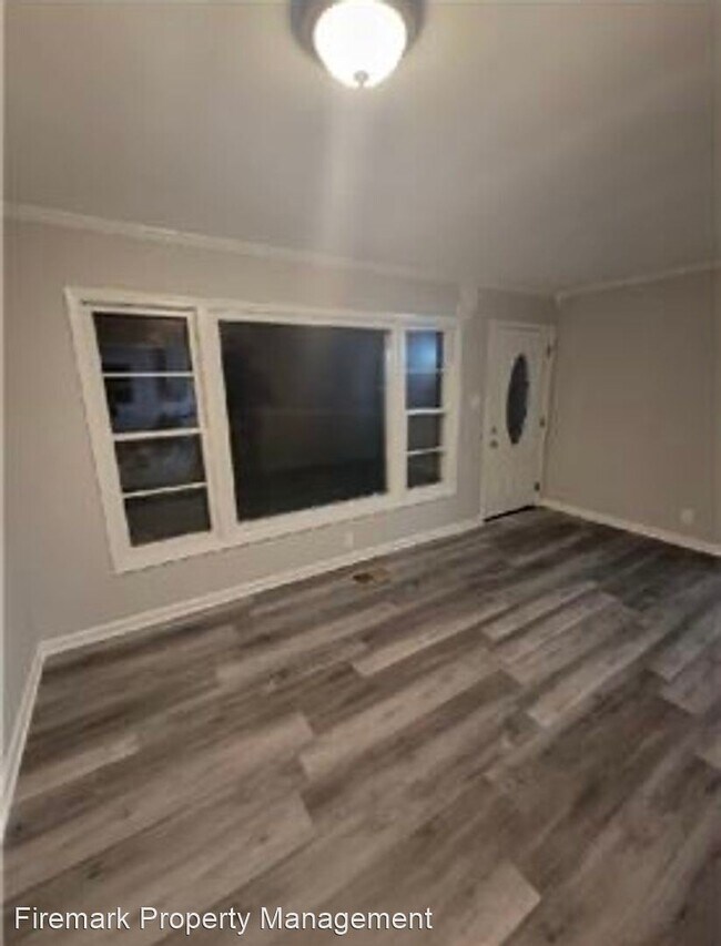 Building Photo - 3 br, 1 bath House - 425 Ashwood Ave.
