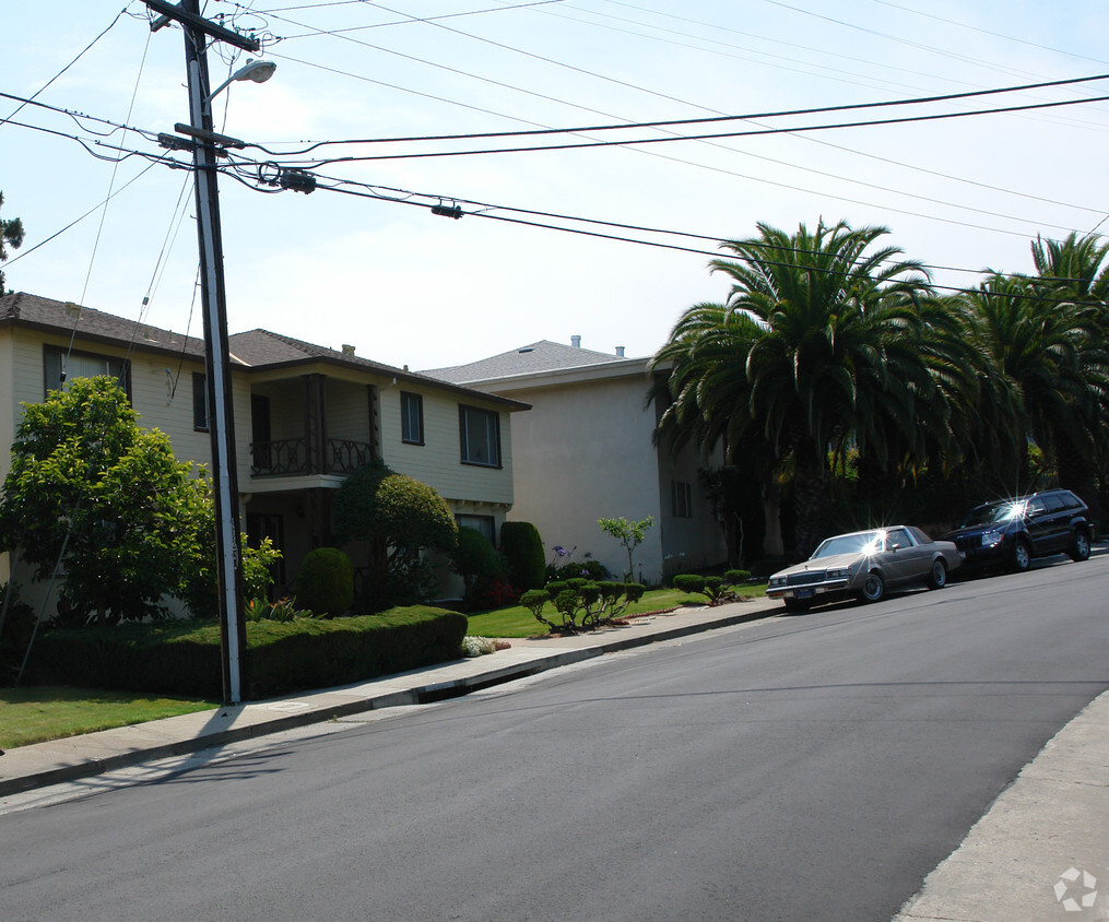 Foto del edificio - 4329 Beresford St