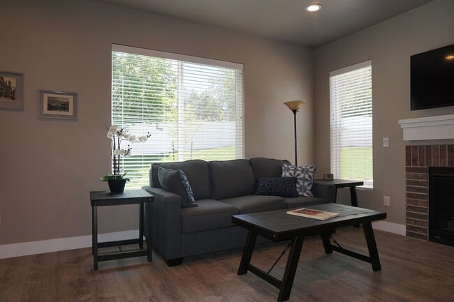 Foto del edificio - 3 Bedroom Midvale Neighborhood Home