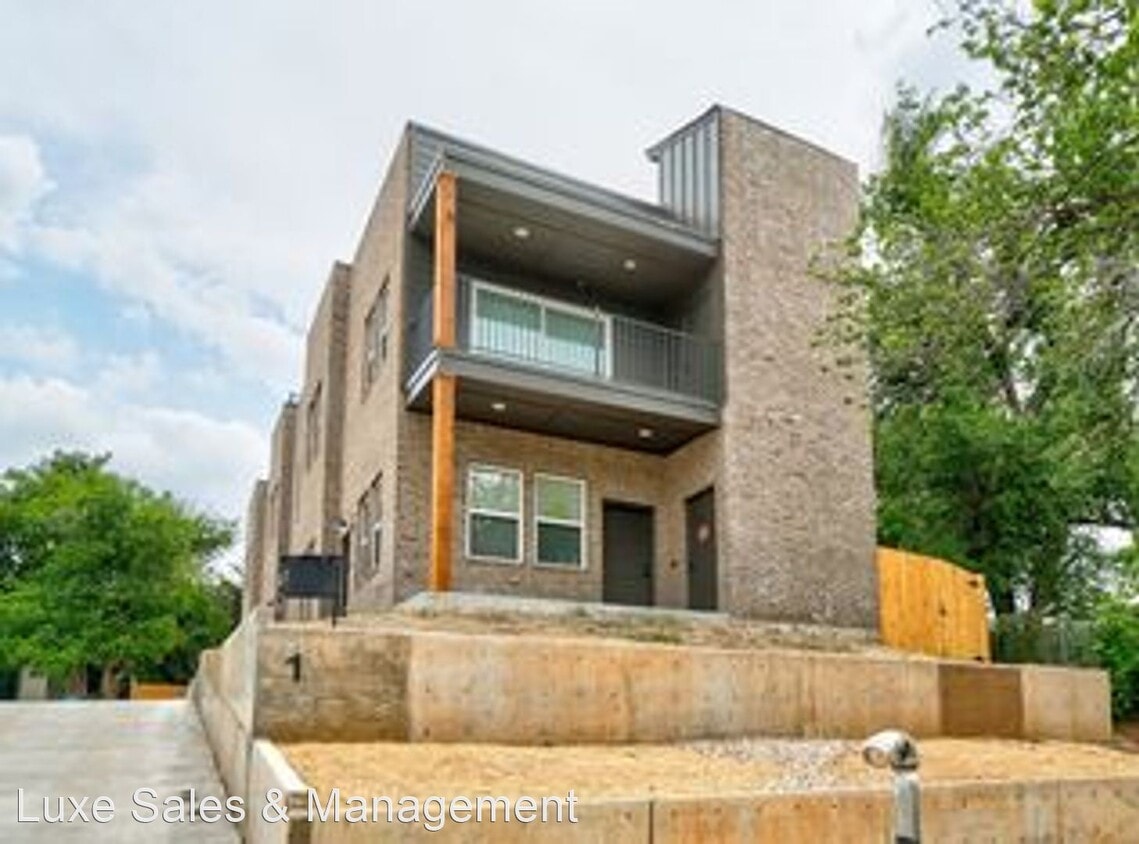 Building Photo - 2 br, 2 bath House - 1138 N. Blackwelder A...