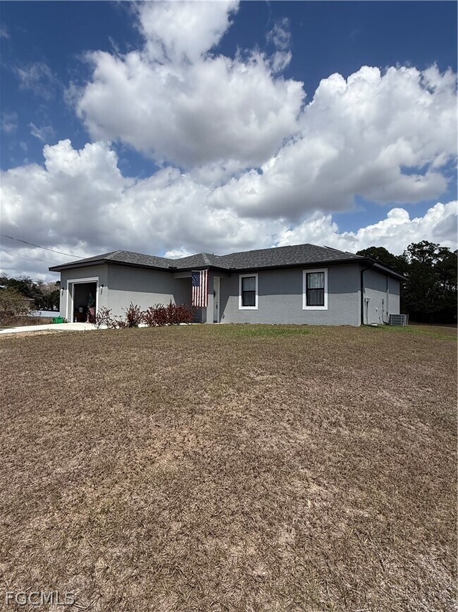 Foto del edificio - 8004 Spice Ct