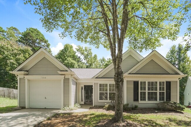 Foto del edificio - 7306 Balancing Rock Ct