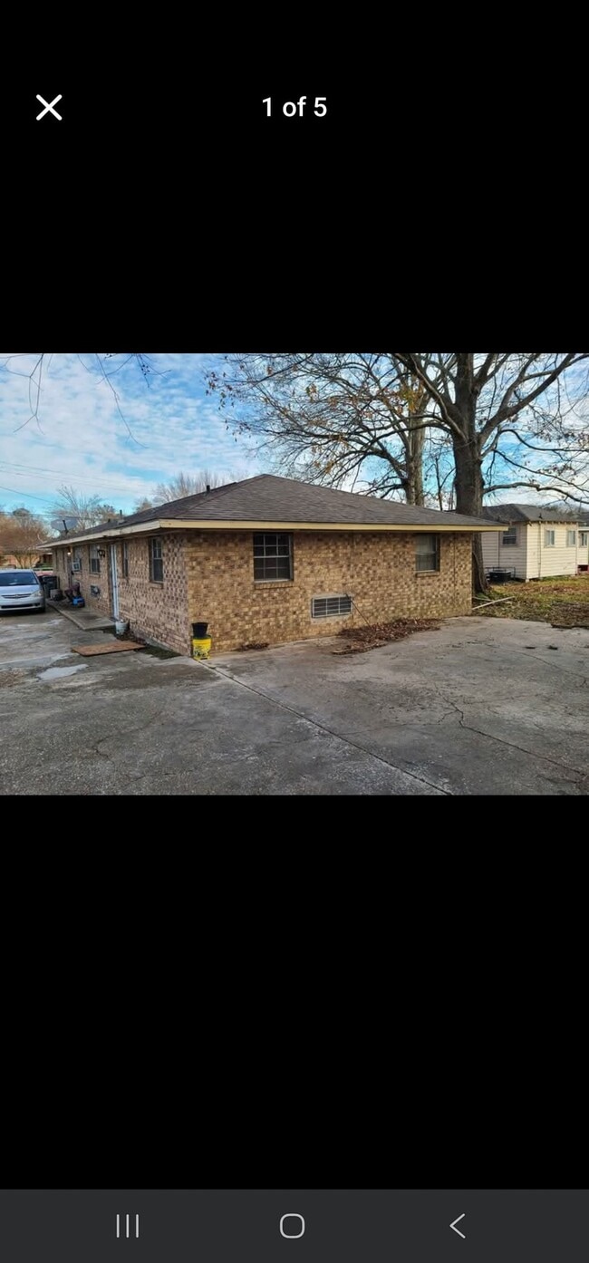 Building Photo - 1556 Curtis St