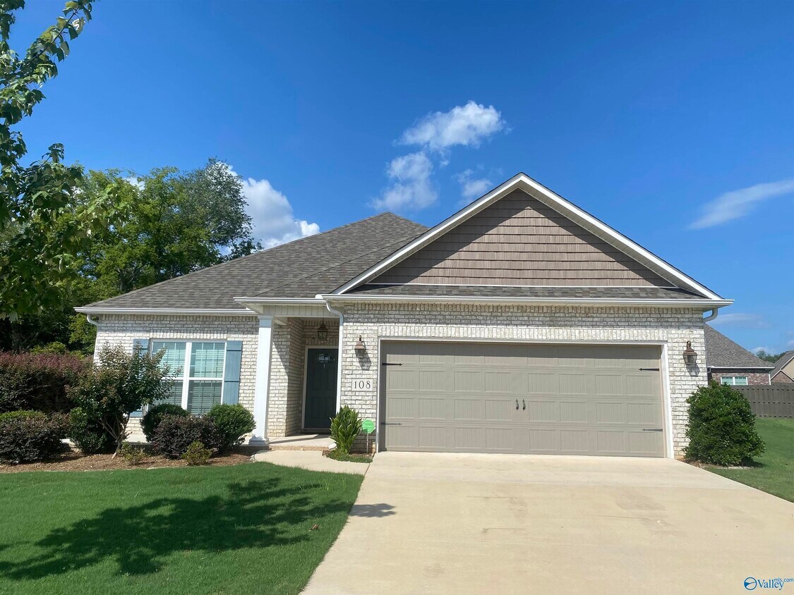108 Somer Stone Ct, Huntsville, AL 35811 House Rental in Huntsville