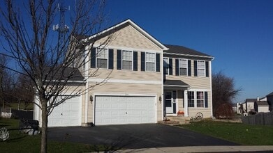 Building Photo - 649 Linda Ct
