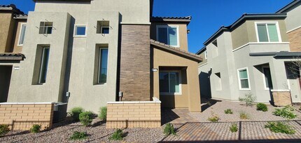 Building Photo - 176 Freeport