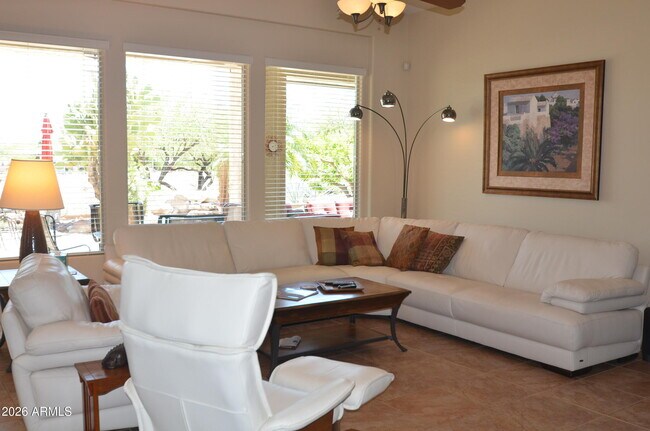 Foto del edificio - 12415 W Running Deer Trail