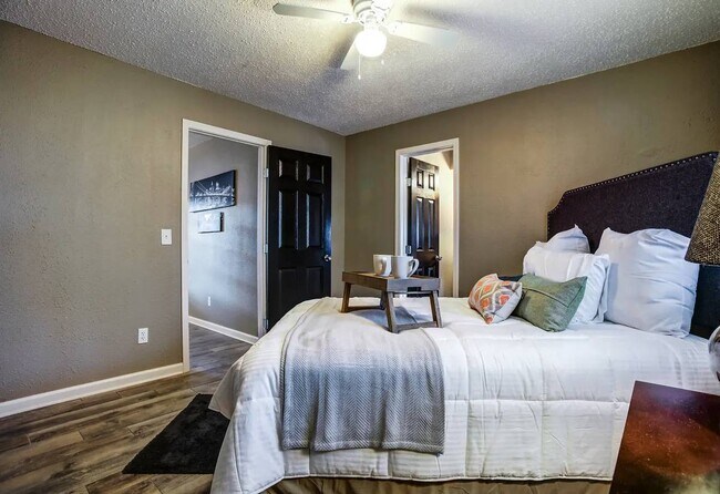 Bedroom - 718 SE 59th St