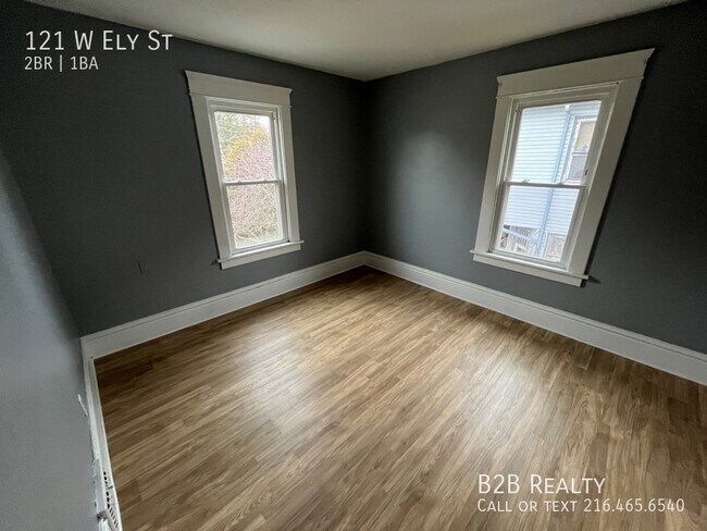 Building Photo - "Charming 2 Bedroom Haven: Your Perfect Bl...