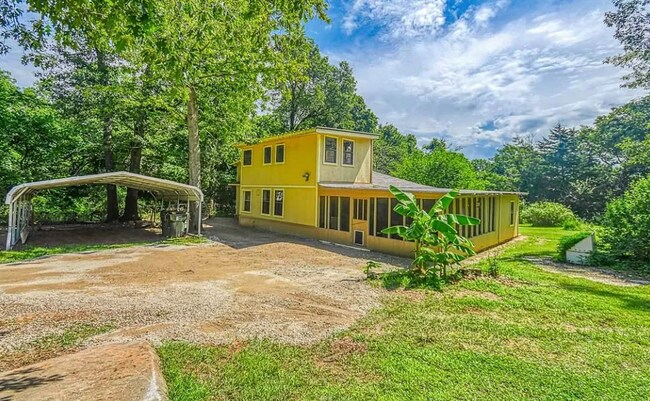 Building Photo - 2625 Cabin Rd