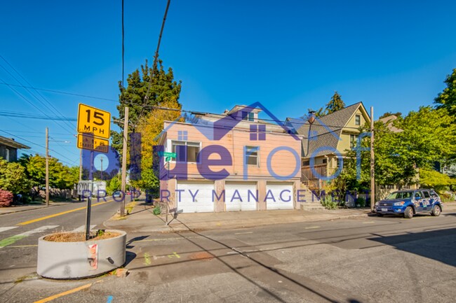 2005-2007 Southeast Salmon Street - D - 2005-2007 Southeast Salmon Street - D Apartment