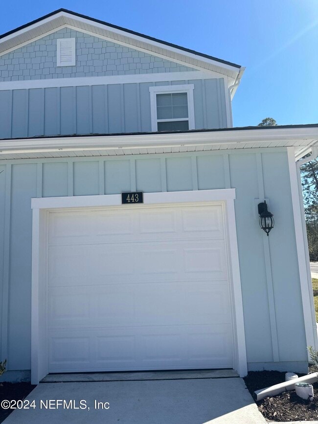 Building Photo - 443 Talulla Trl