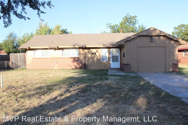 Building Photo - 3 br, 1 bath House - 901 N. Lotus