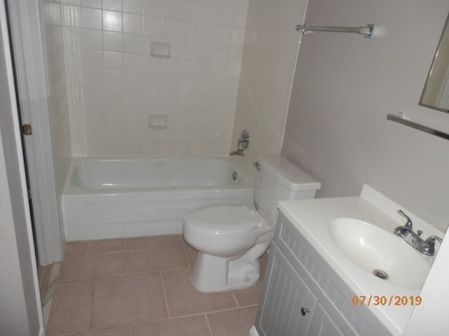Building Photo - 114 Pointe S Dr
